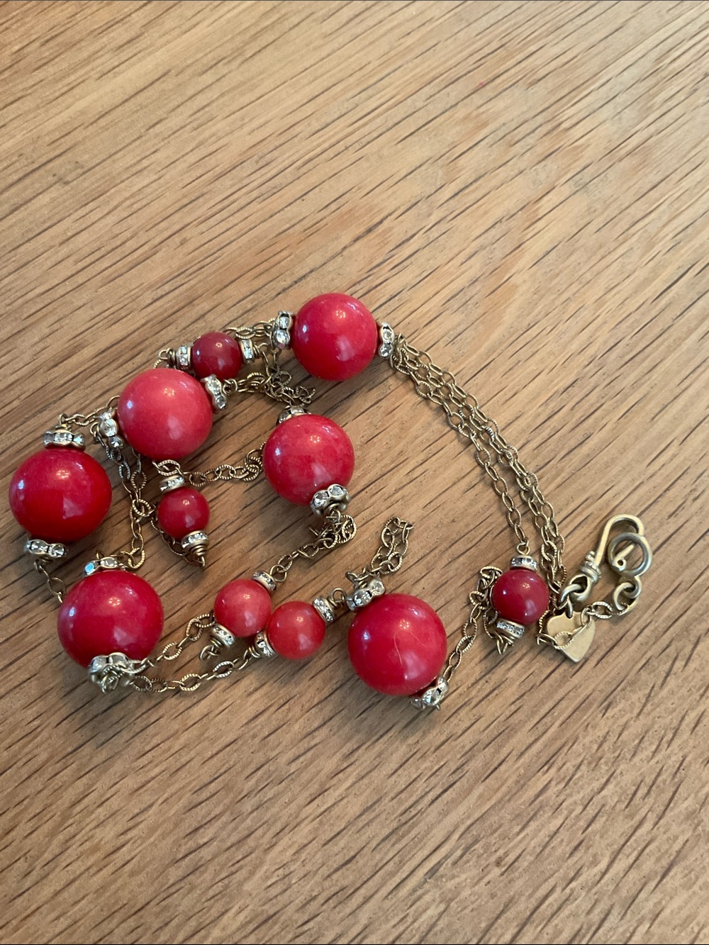 Stella & Dot Gold Tone Elegant Necklace With Faux Coral Beads